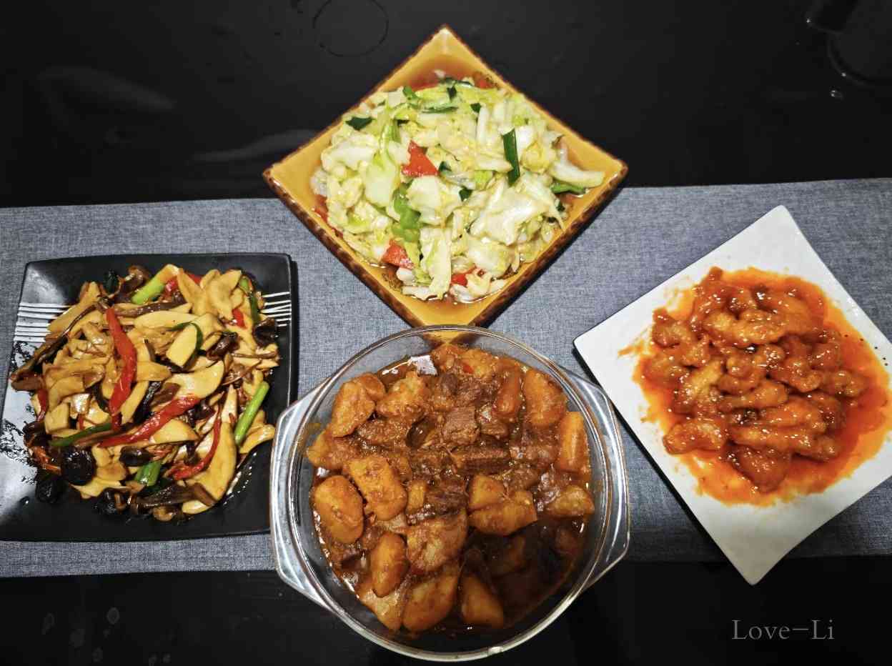 尽显大厨风范🍱🍸